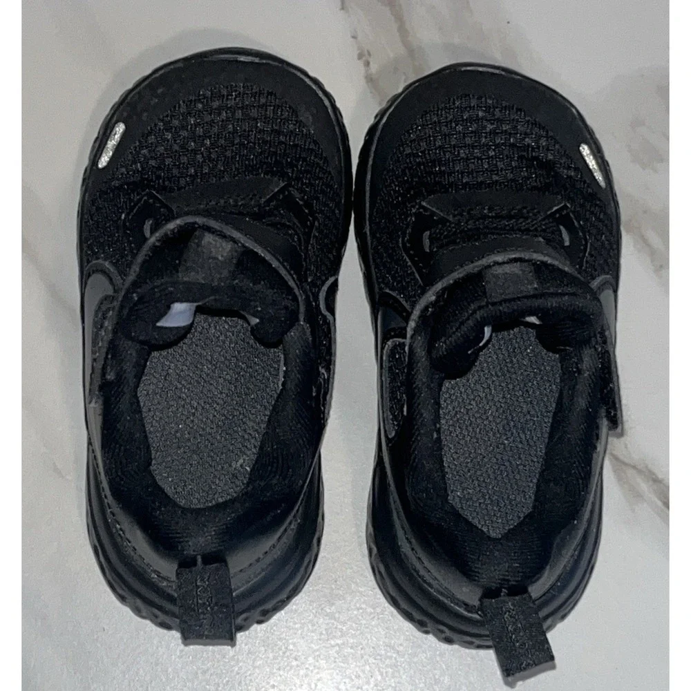 Nike Air Revolution 5 Toddler Shoes Size 5C Black Hook Loop BQ5673-001 Sneakers